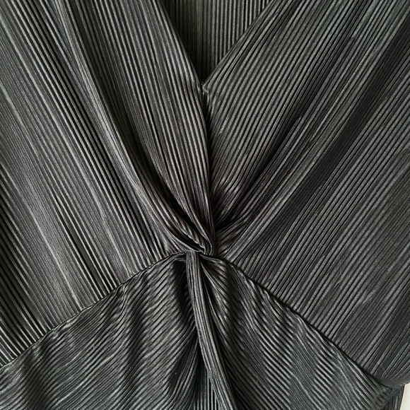 Beautiful light & soft silky black top - Picture 3 of 4